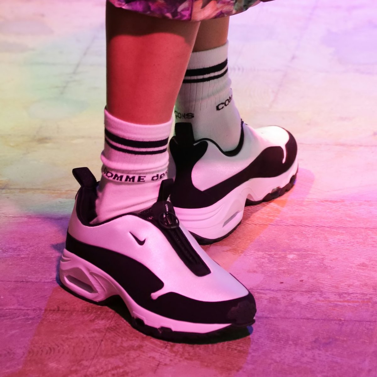 sneaker_wars's tweet photo. 【2022年発売予定】コム デ ギャルソン オム プリュス × ナイキ エア サンダー マックス 全3色
⇒https://t.co/xQzfq5rleX
#sneakerwars #スニーカー #ナイキ https://t.co/03Hjhr1sdW