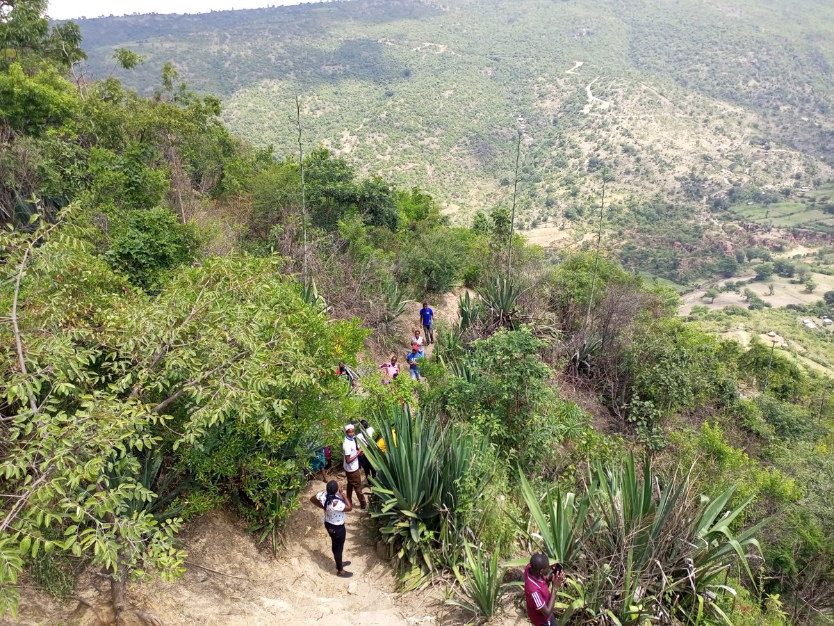 StJohnKisii's tweet photo. Let's wander where the WiFi is weak.
@framoken @kisiuniofficial 
#CampingAtKapenguria #KisiiUniversity https://t.co/1i18YP8Lyi