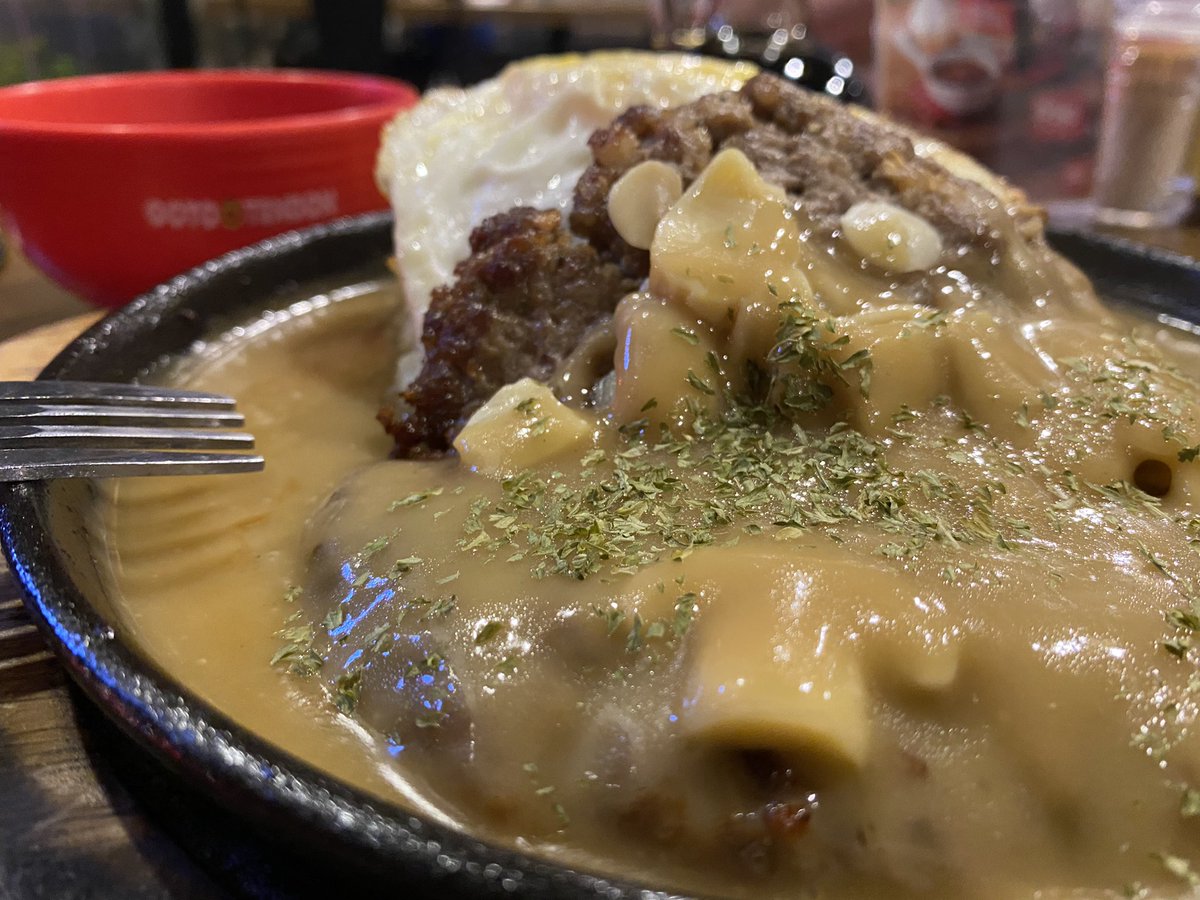 mitsubishiboi's tweet photo. First meal home in Manda. #gototendon https://t.co/mNOpvoqP7R