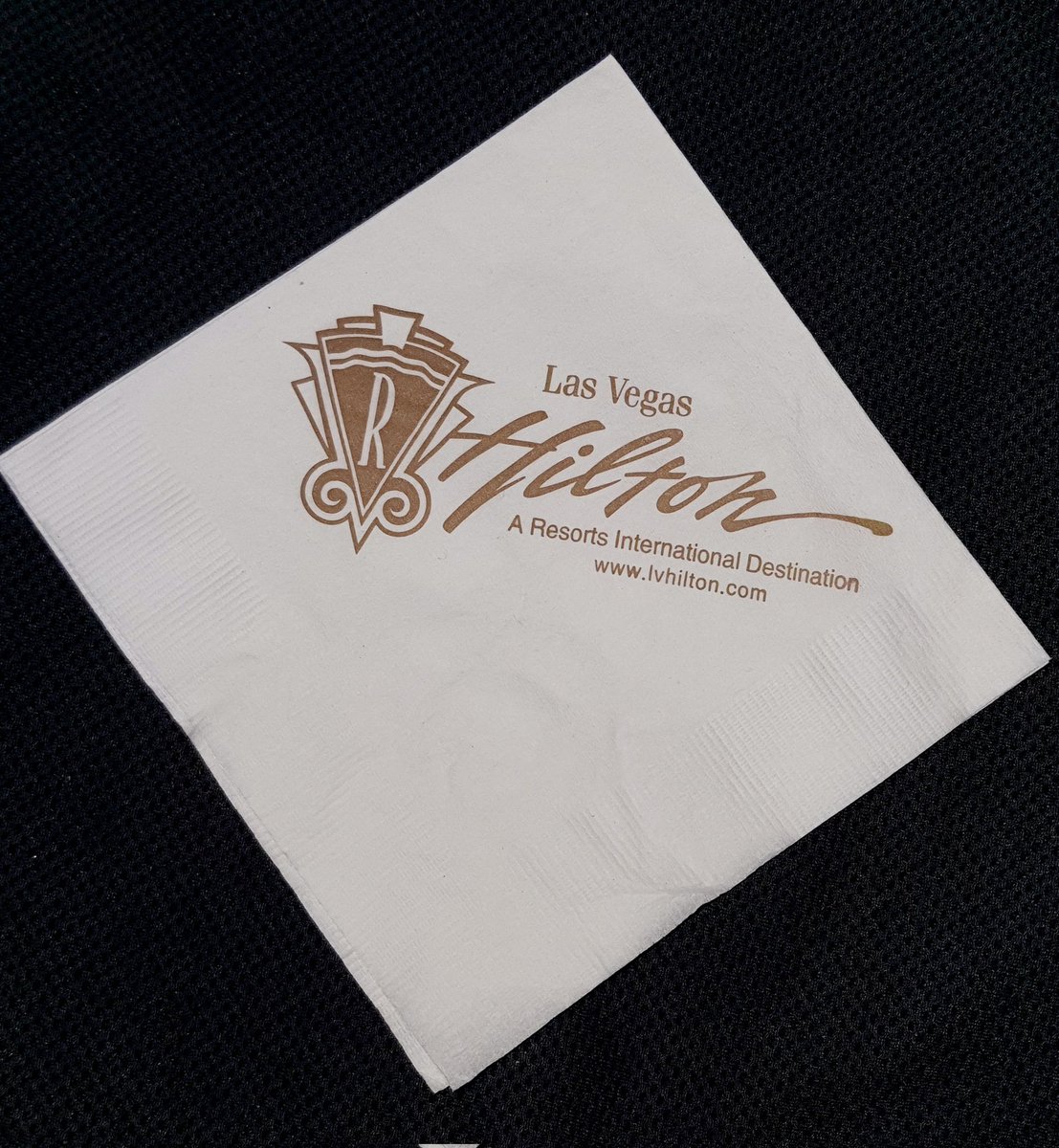 VegasToCali1's tweet photo. Stayed here many times. My favorite Sportsbook on the Strip.
🎰🎲🎲🐎🏈⚾️🏀🥊🏒⛳
Have you ever stayed at The Westgate a.k.a LVH a.k.a The Las Vegas Hilton a.k.a The International?
#Vegas #LasVegas #hiltonlv #westgatelv #napkin #cocktailnapkin
#vegasmemories https://t.co/k9MknNoiLz