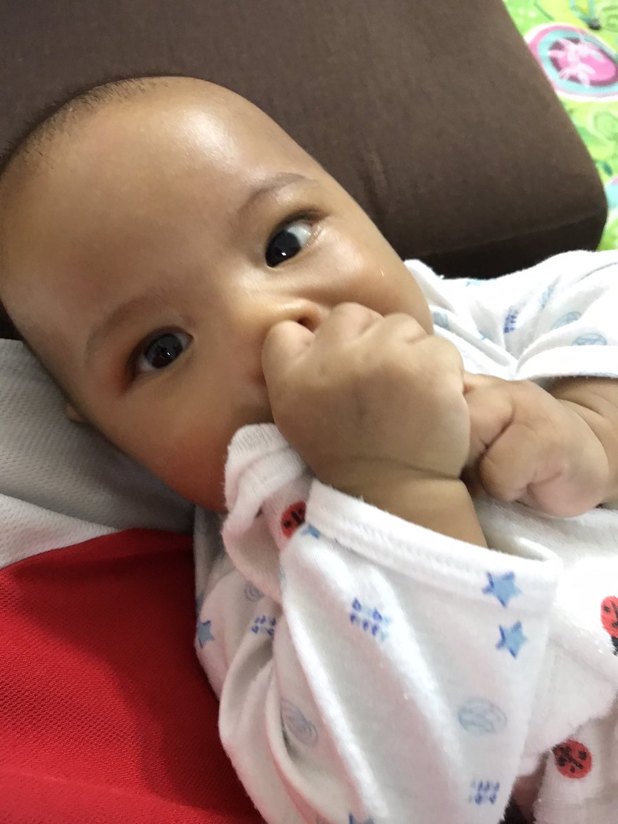 Norashikin0610's tweet photo. Ingat comey ❤️..
#ankibu
#ibusayangawak https://t.co/Erabx4xTWW