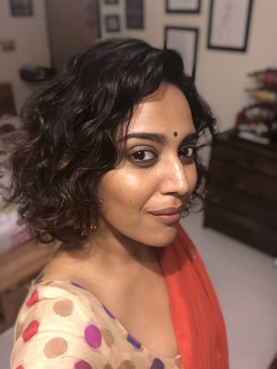 ReallySwara's tweet photo. Guys I think saffron/ bhagwaa suits me! 😬🤣 https://t.co/CsiRWRStdd