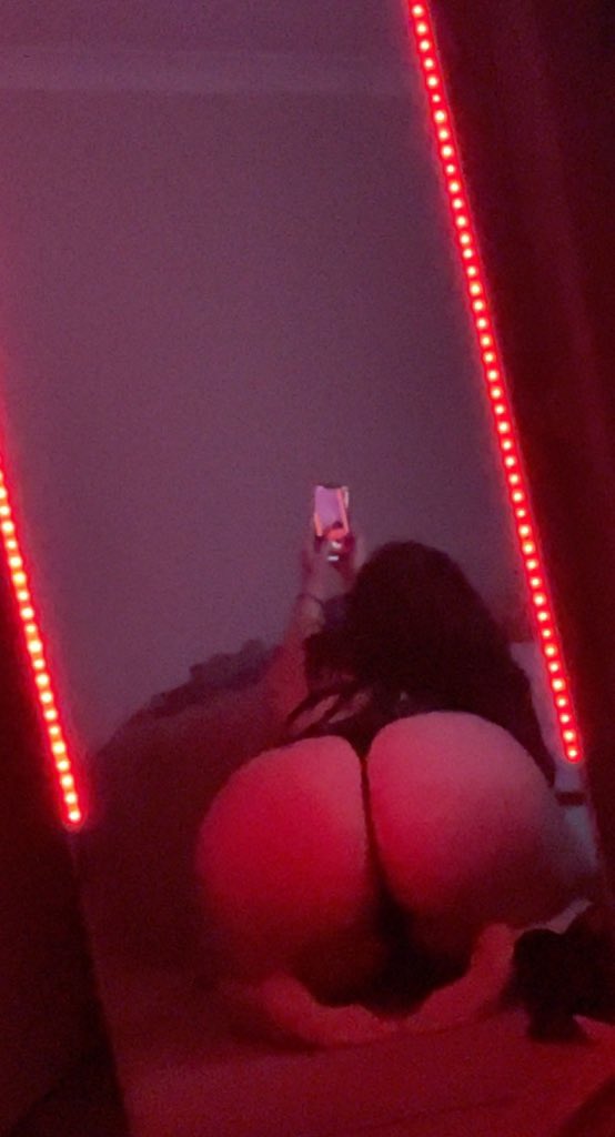thicklady18's tweet photo. @onlyfansnewbs https://t.co/10iurzIV7Z https://t.co/lXkOhxlm4p