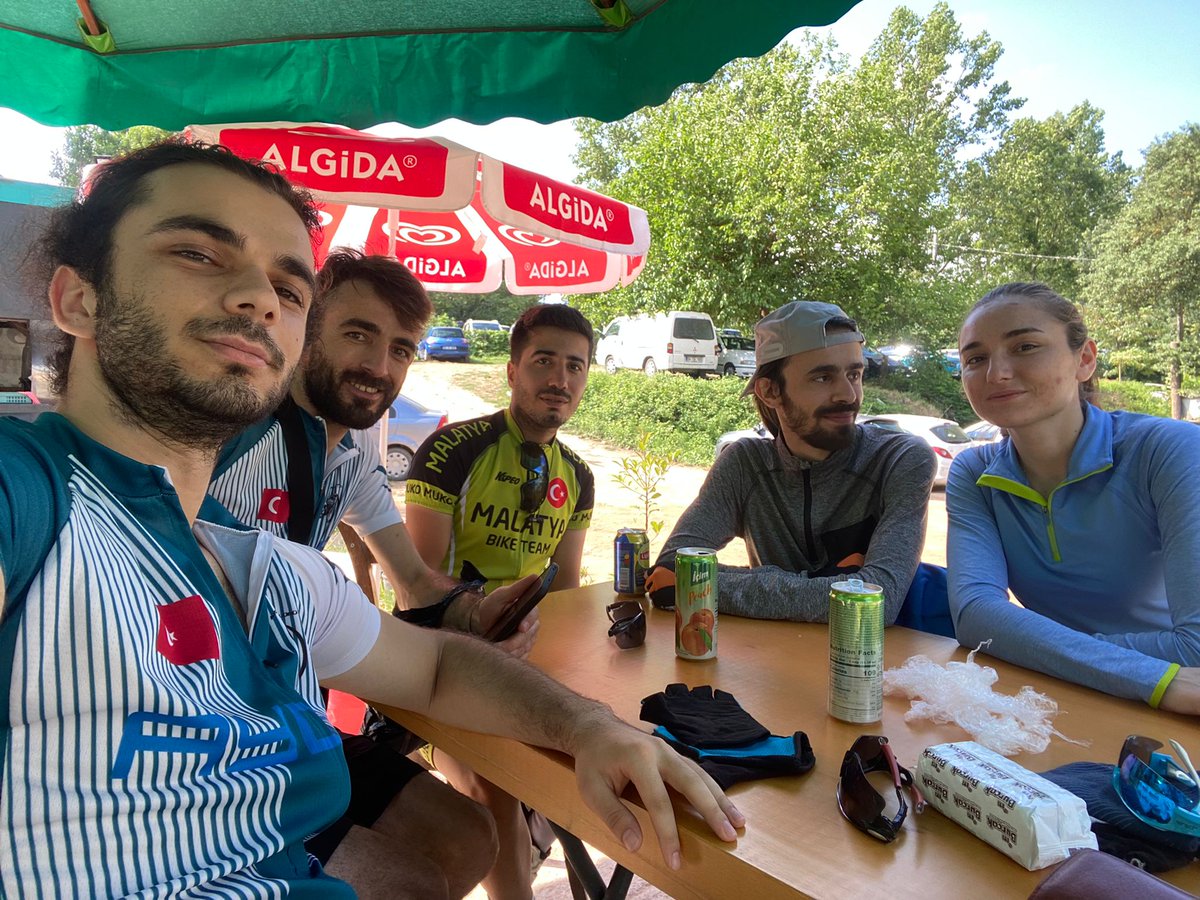 🚴‍♀️Hafta sonu Kocaeli/Ballıkayalar a tur yapan arkadaşlarımız turu  7⃣3⃣.4⃣ km ile eğlenceli bir şekilde tamamladı.
Katılan herkese teşekkürler.
<a href="/SeymaDgc/">Şeyma Döğücü</a> 
<a href="/brkorkn/">Burak Örkün</a> 
<a href="/avukatumitsahin/">Av. Ümit Şahin</a> 
<a href="/erdogan_gkn/">Gökhan Erdoğan</a> 
<a href="/mucahitsezgin/">mücahit sezgin</a> 
<a href="/SenolCelikk/">Şenol Çelik</a>