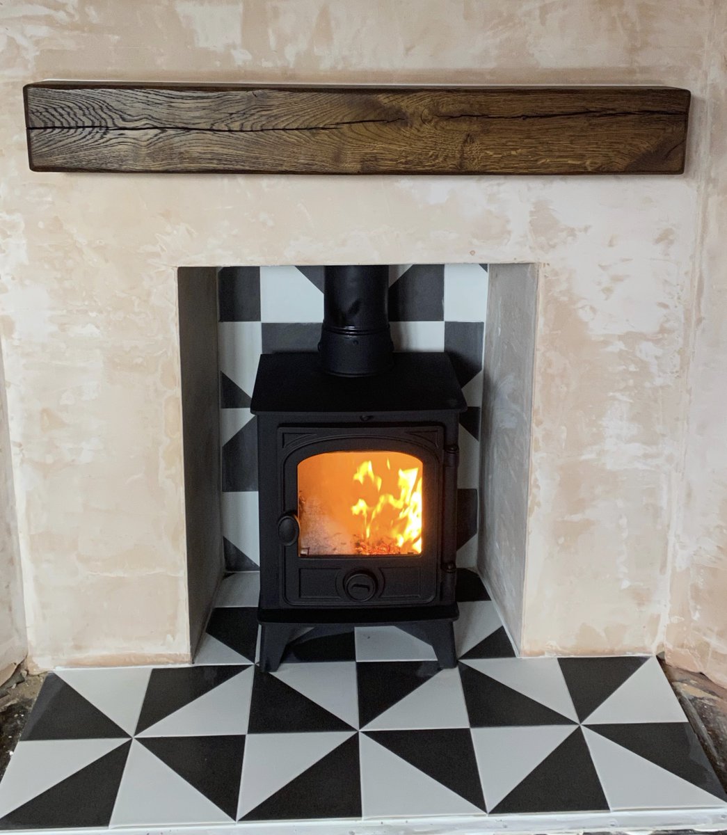 Here's a few of our recent installations 🔥🔥

Dean Forge Dartmoor 5 installed in Whitchurch

Hunter Hawk 4 installed in Newbury 

Stovax Stockton 5 installed in Curridge 

#woodburningstove #woodburner #newbury #whitchurch #berkshire #hampshire #wiltshire