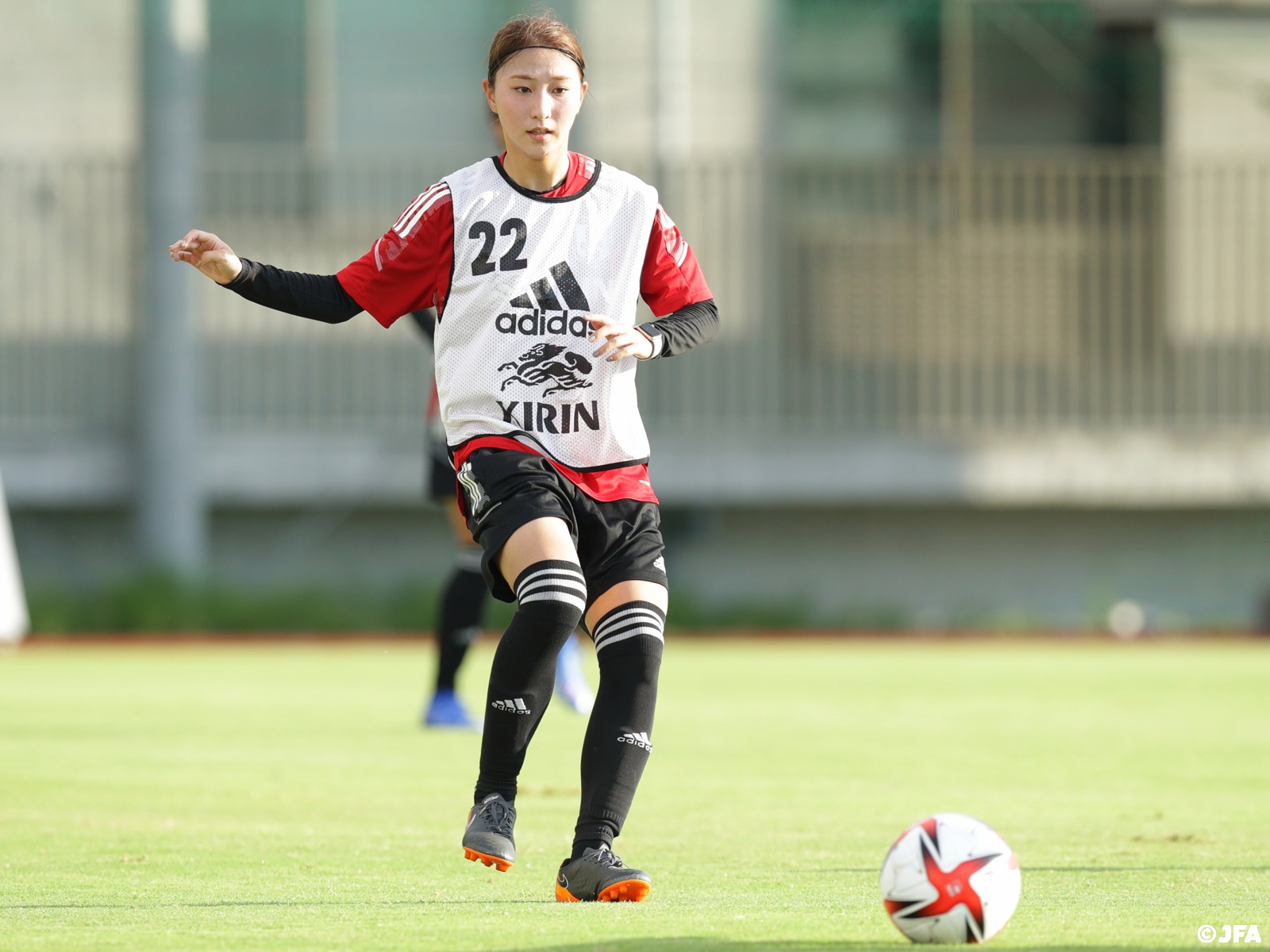 Jfaなでしこサッカー Nj 6 24 6 27 オーストラリア女子代表とのms Adカップ21を控えてトレーニングに励む なでしこジャパン は11日 日 昼にチームミーティングと 夕方にトレーニングを行いました レポートはこちら T