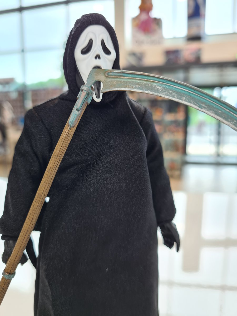 foxchip_fr's tweet photo. Le tueur de Scream, Ghostface, est passé nous voir.
Mais qui se cache derrière ce masque ?
https://t.co/1UVtcZp2hO
#ghostface
#foxchip
#foxchip91
#scream
#horror
#filmdhorreur😱
#peur
#ScreamMovies
#screammovie
#screamrobes https://t.co/LId4vVTi5Z
