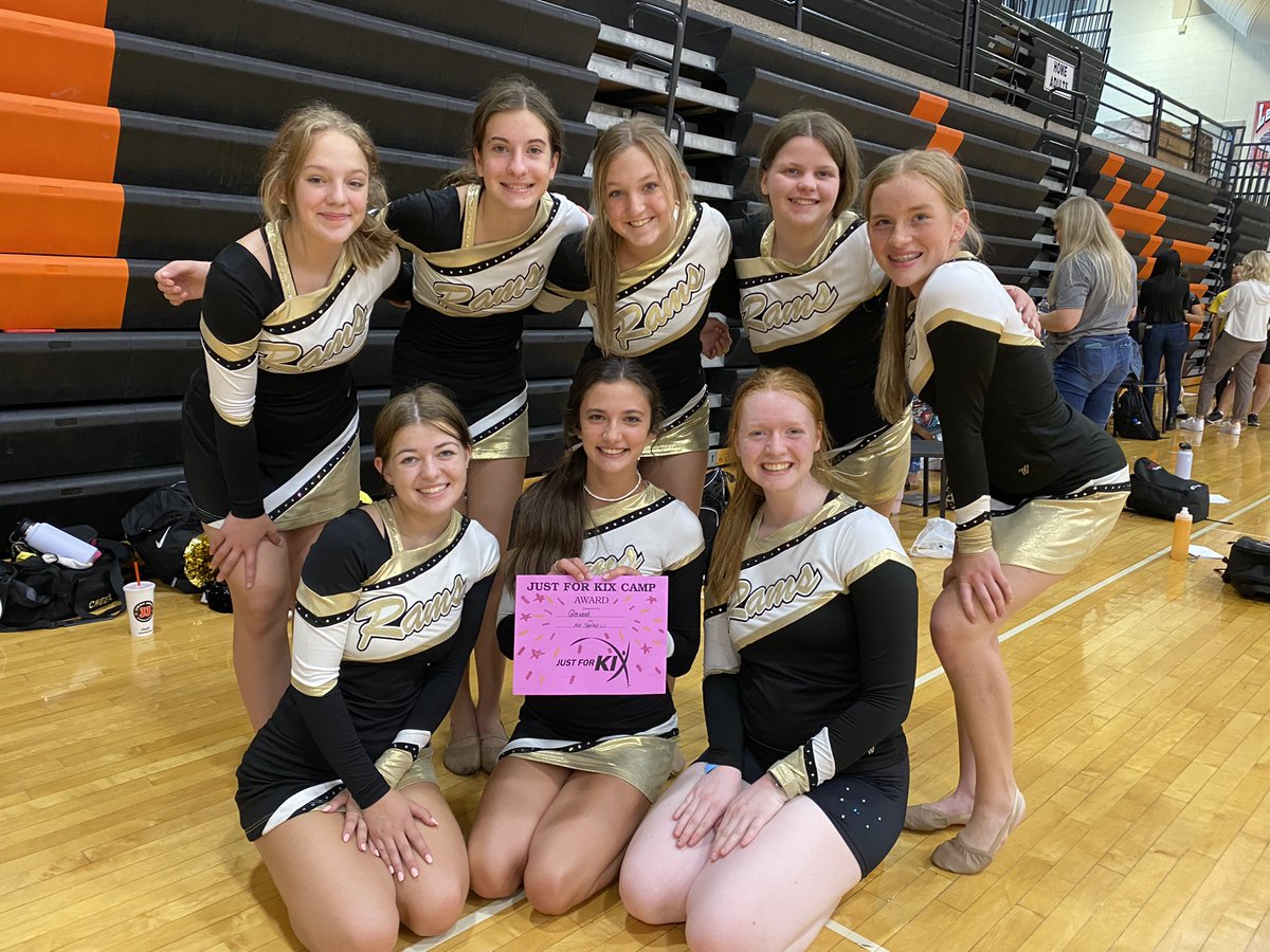 Glenwood brings home spirit award on Day 1.