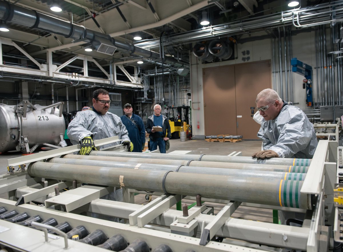 JBEOC's tweet image. VX nerve agent-filled rockets are now being destroyed at the Blue Grass Army Depot in Richmond, Kentucky. #CSEPP #BGAD #NerveAgent bereadylexington.com/vx-rocket-dest…
