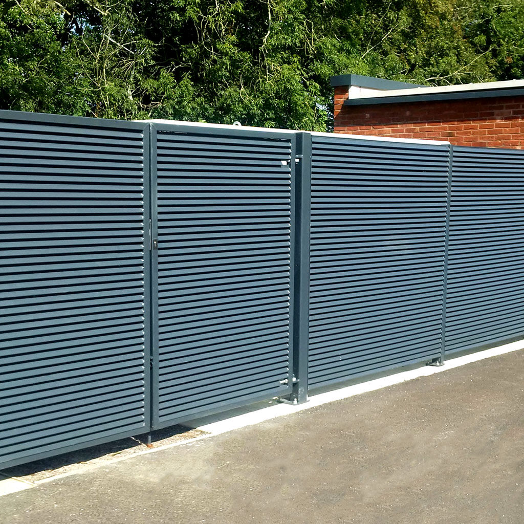 CLD_Fencing's tweet photo. Did you know you can choose how much visibility our Screenogril Louvered System offers your site? 

Find out more here:https://t.co/RVpIJYC7WP

#physicalsecurity #securitynews #visibility #highsecurity #restrictvisibility #siteuk #sitesafety #sitesecurity #siteprotection #crime https://t.co/MfAaO04TT1