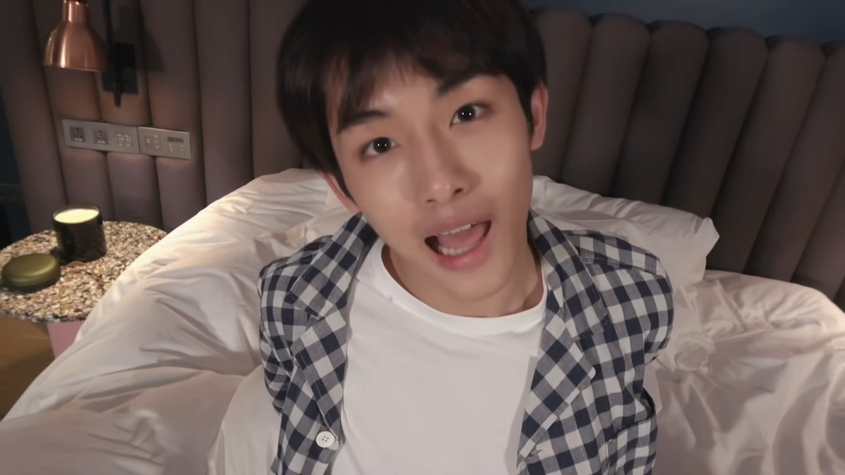 우르르르 ~                                         까꿍 ♡