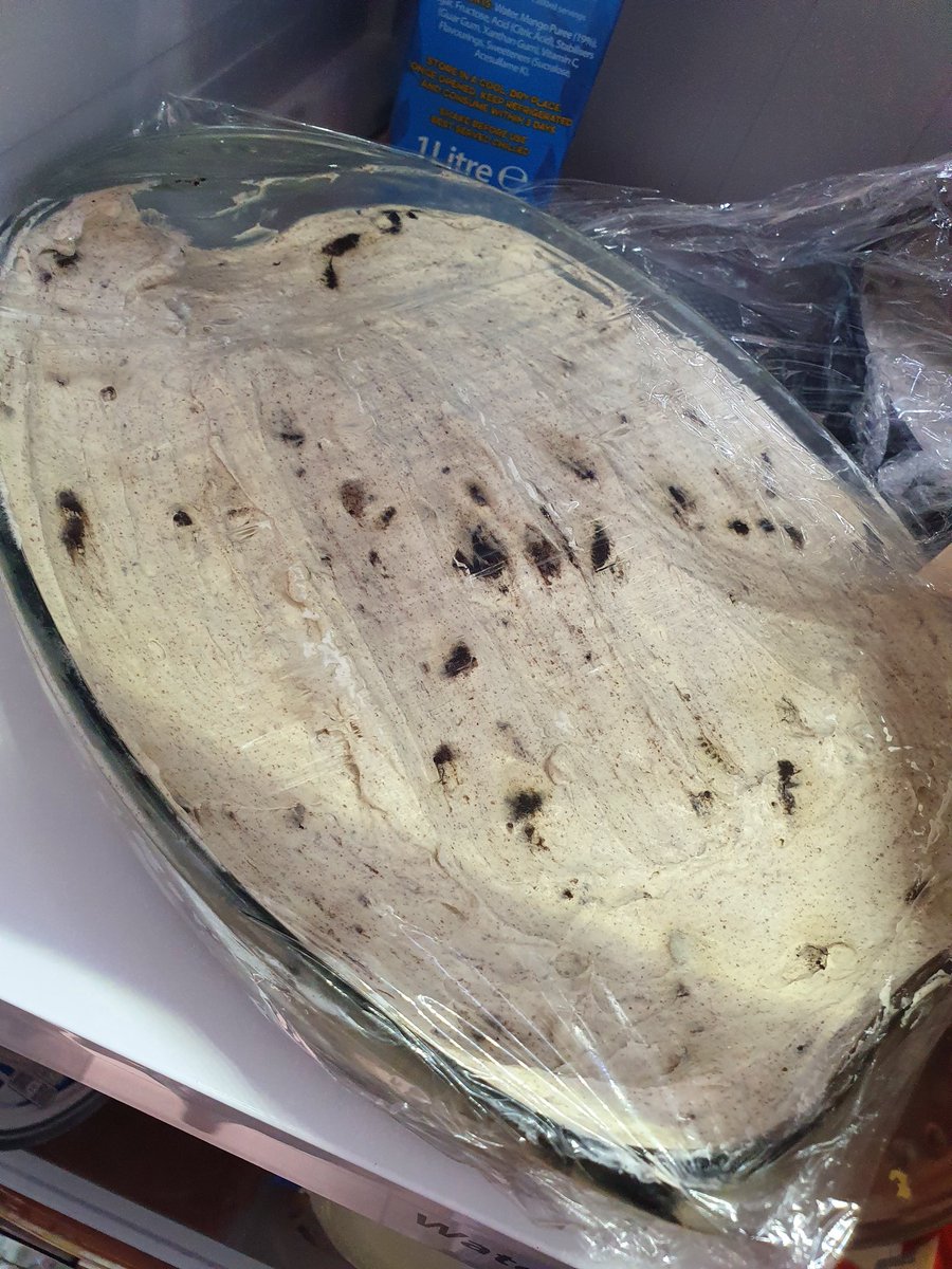 Sheemaa1989's tweet photo. @MrShahsClass Myeesha helped mummy make oreo cheesecake over the weekend 😋.  This girl loves baking https://t.co/0Vsvc2WRaP