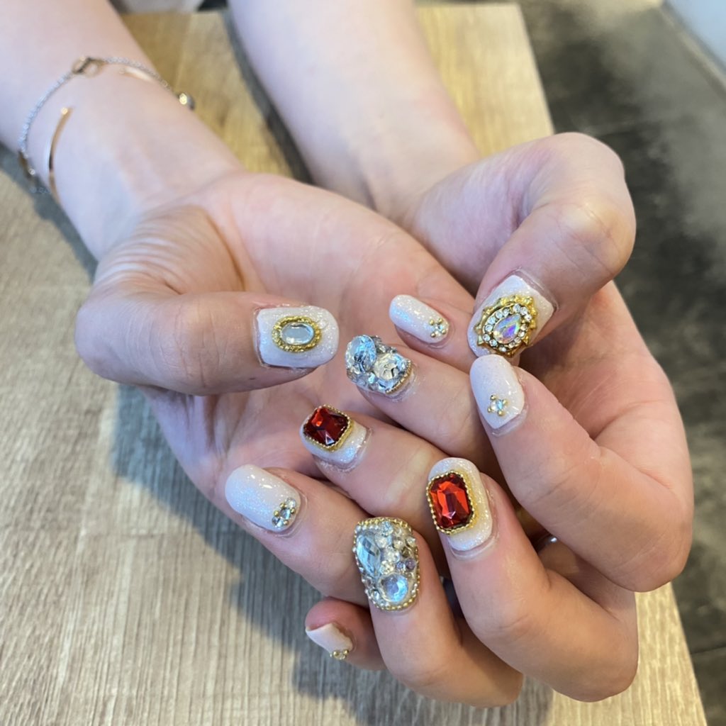 1plus1 1plus1 Twitter