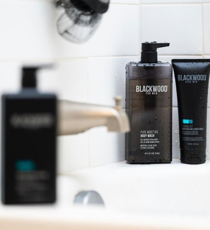 Blackwoodformen's tweet photo. Add a touch of #NaturalClass to your shower 🌿 🔲  #CleanseRestoreProtect 💦🛠🛡
📷: @travietrav_dmv https://t.co/M8mmBebO43