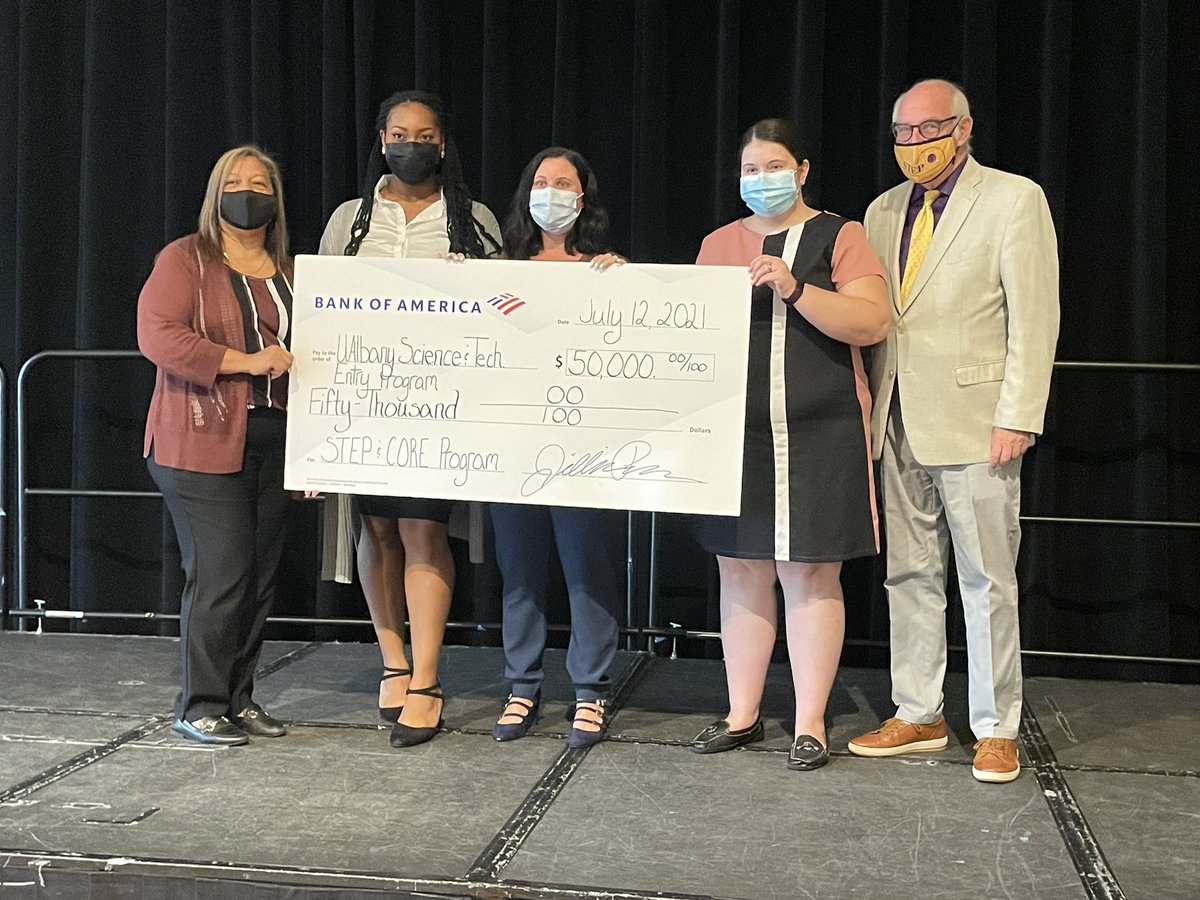 <a href="/Hedberg663/">William B. Hedberg</a> encouraging our <a href="/UAlbanySTEP/">UAlbany STEP</a> students to reach for their dreams and introducing our funding partner and dedicated supporter <a href="/BankofAmerica/">Bank of America</a> and @JillianPasco #STEMEducation