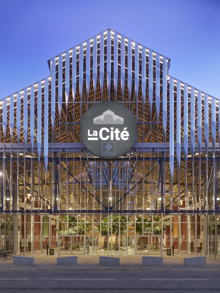 TAA_officiel's tweet photo. #Projet : "La Cité" | #Réhabilitation site classé des #HallesLatécoère en tiers lieu dédié à #innovation collaborative &amp; #durable | #Toulouse 31 | @Occitanie | 13 954 m² | 32,8 M€ | Livraison en 2020
Photos par #RolandHalbe
>> https://t.co/qhdobszmE0 <<
#architecture #teamarchi https://t.co/fhJ4CGVif8
