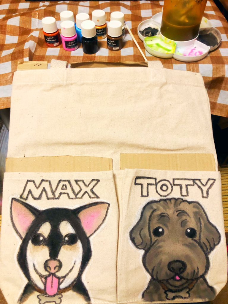 sing_draw_chie's tweet photo. #painting #process #totobag
#心を込めて #制作中 #オリジナルトートバッグ #世界に一つ
galleryちえ
https://t.co/xKLAg8OovS https://t.co/6GFDR8UcoB