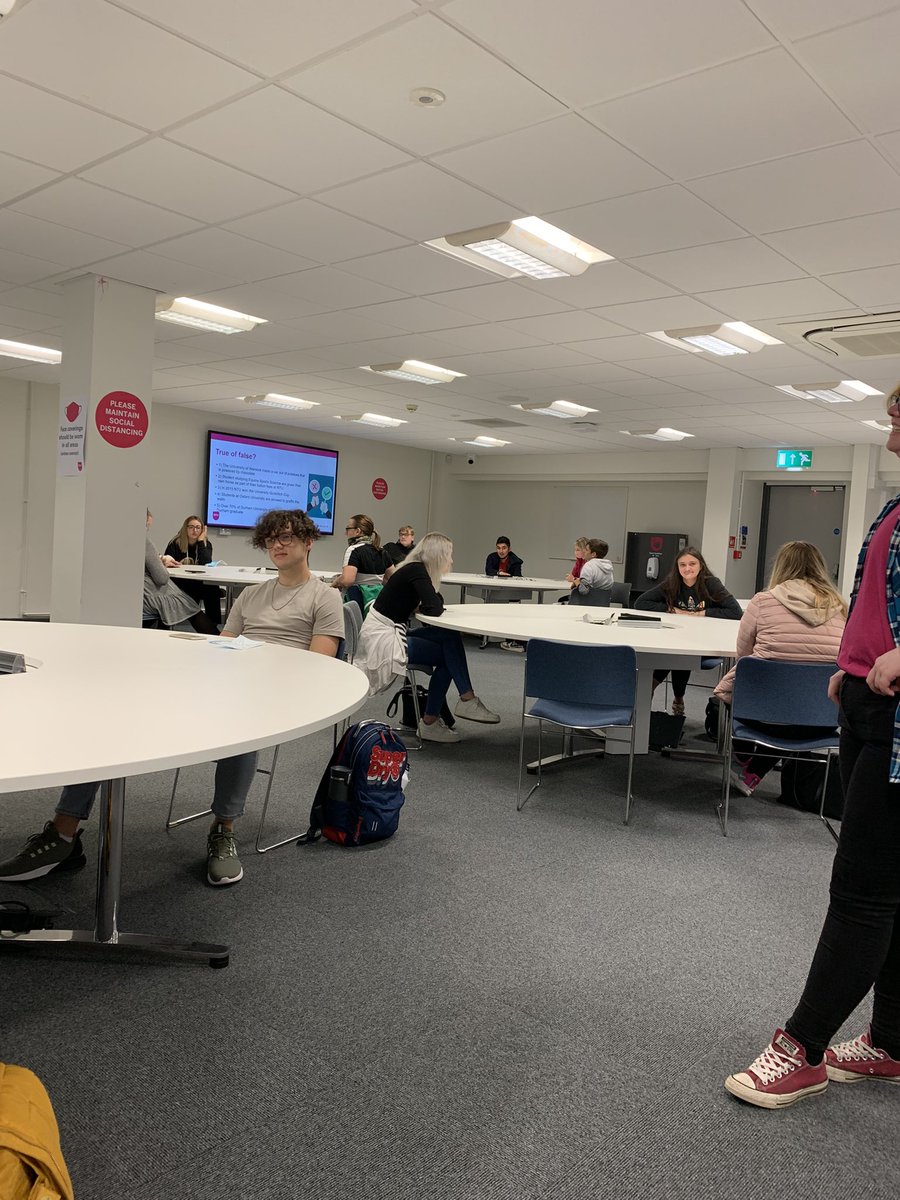 NieperSixthForm's tweet photo. Day 1 complete of our Y12 Enterprise week. Y12 have enjoyed completing various university workshops today at @TrentUni. https://t.co/ahXR65OC8W
