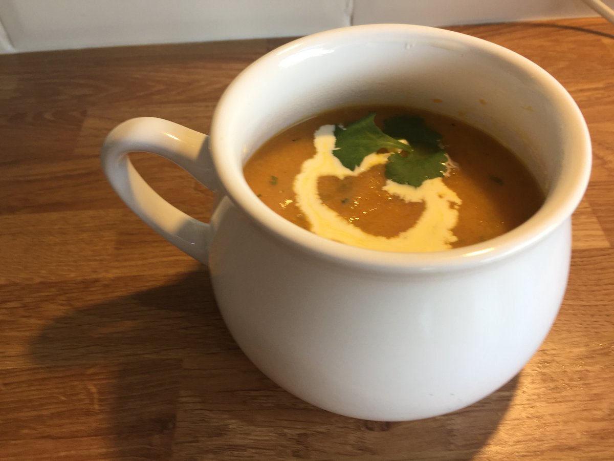 ChloeLEaston's tweet photo. On The PKU Life today - 'Recipe: Carrot &amp; Coriander soup'. I swapped out ordinary potatoes for sweet potatoes to make this meal completely free! Read at: https://t.co/ea9TwdZLGt #pku #lowproteinfoods #souprecipes #foodblogger #pkublog https://t.co/DLosmQIKp3