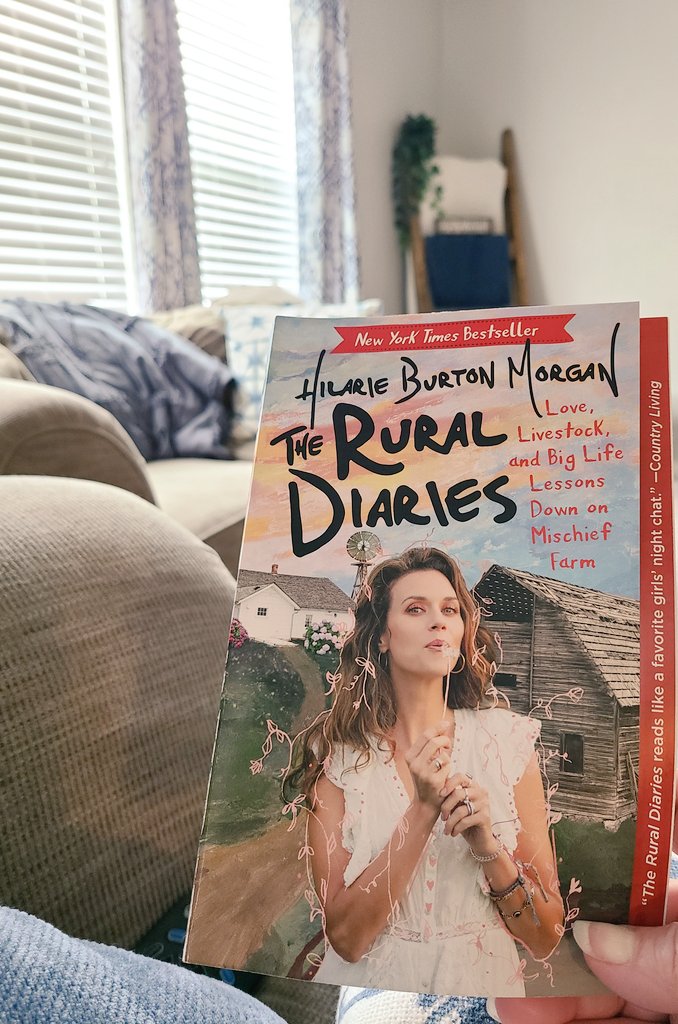 mirandaCLT's tweet photo. I devoured this book in 2 days. Suddenly I find myself yearning to move up north, settle into a close-knit community and grow beautiful flowers on my own farm. Thank you for this inspiration to turn my dreams into reality @HilarieBurton ! #theruraldiaries #BookRecommendation https://t.co/UNAUZ2kINF