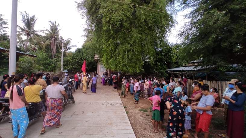 Anti-coup motorcycle strike in Sagaing's Sarlingyi, Mount LatPaTaung.  #SACWantsCovidUncontrollable #July12Coup #WhatsHappeningInMyanmar