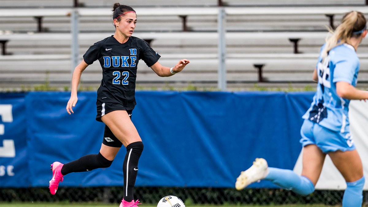 WUG2029's tweet photo. Congratulations to the 5️⃣ soccer players at NC universities named to @CoSIDAAcadAA Academic All-American teams!

Patrick Hogan - @CharlotteMSoc
Brianna Pinto &amp; Rachel Jones - @UNCWomensSoccer
Delaney Graham - @DukeWSoc
Taylor Durall - @UNCAvlMSoccer

#NCProud | #Triangle2027 https://t.co/QrUc5aktDE
