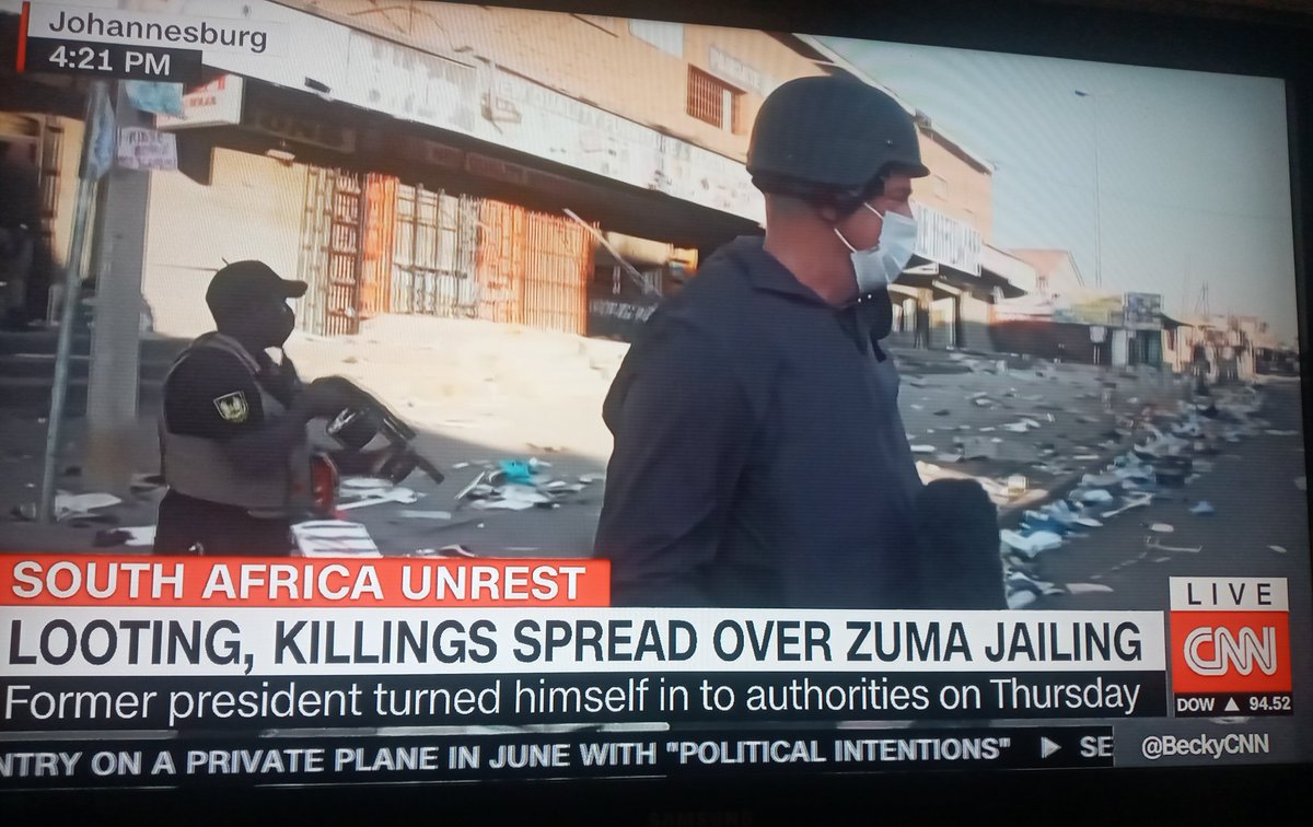 Sello_Molete's tweet photo. This is how it is being reported internationally.

#ShutdownSA https://t.co/ntVDcXUFy6