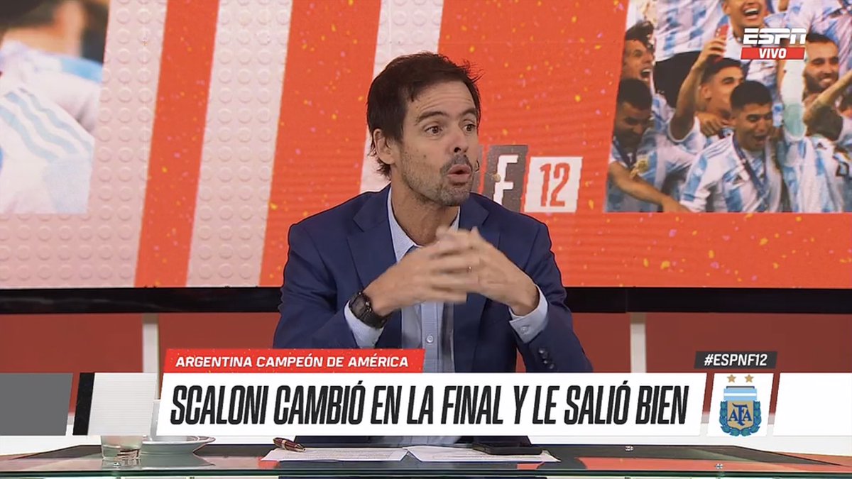 marianherrrera's tweet photo. No Closs, Scaloni no cambió en la final. Los que cambian el discurso con el resultado son ustedes como siempre y esta vez quedaron para siempre en offside. https://t.co/CP8JzqANHi