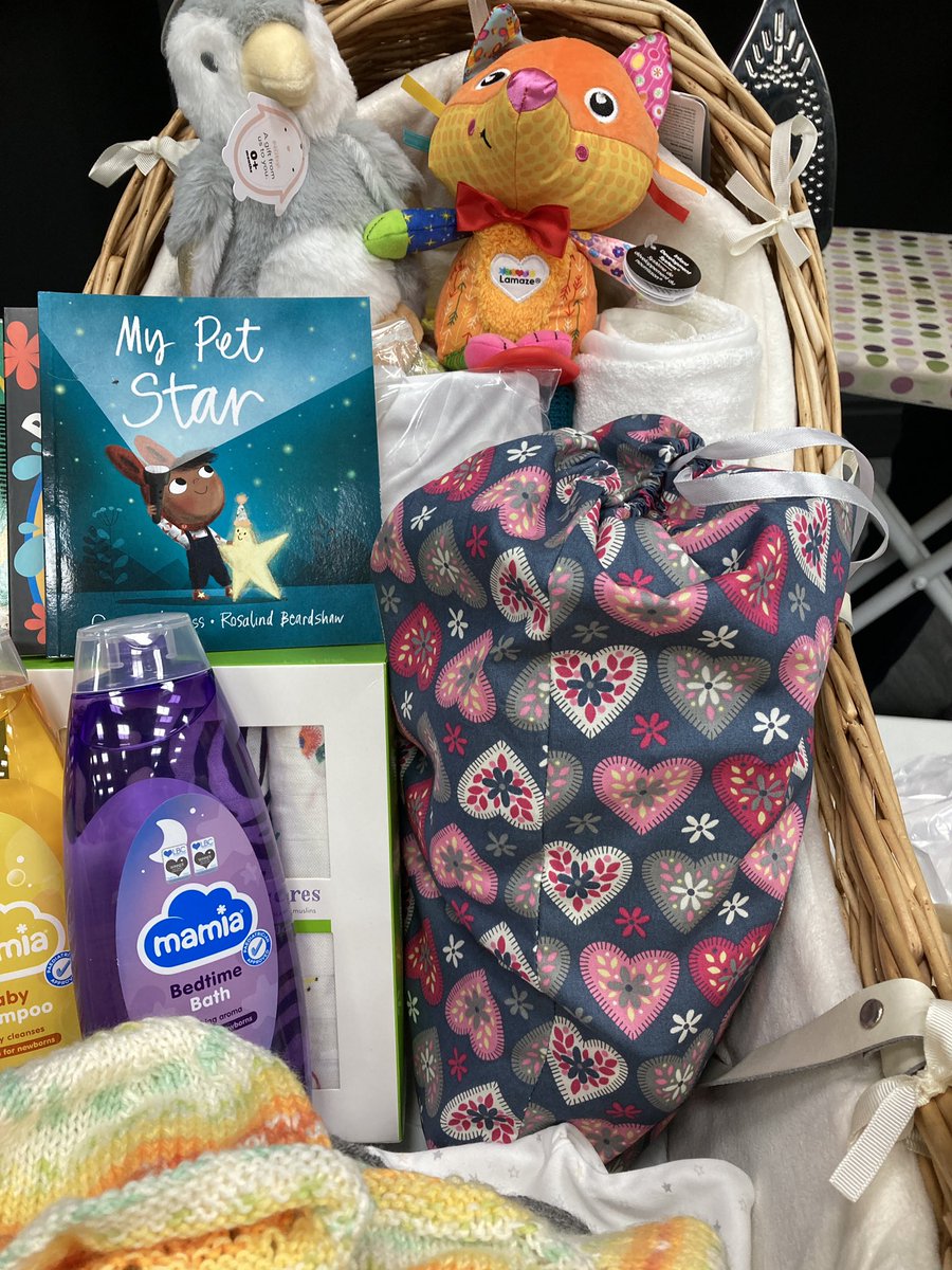 babybasicsboltn's tweet photo. Gorgeous baskets prepared by our volunteers with such love and kindness @BoltonTogether @PH_Bolton @MVPBolton #mosesbaskets #volunteers https://t.co/pzBpUXCv6v