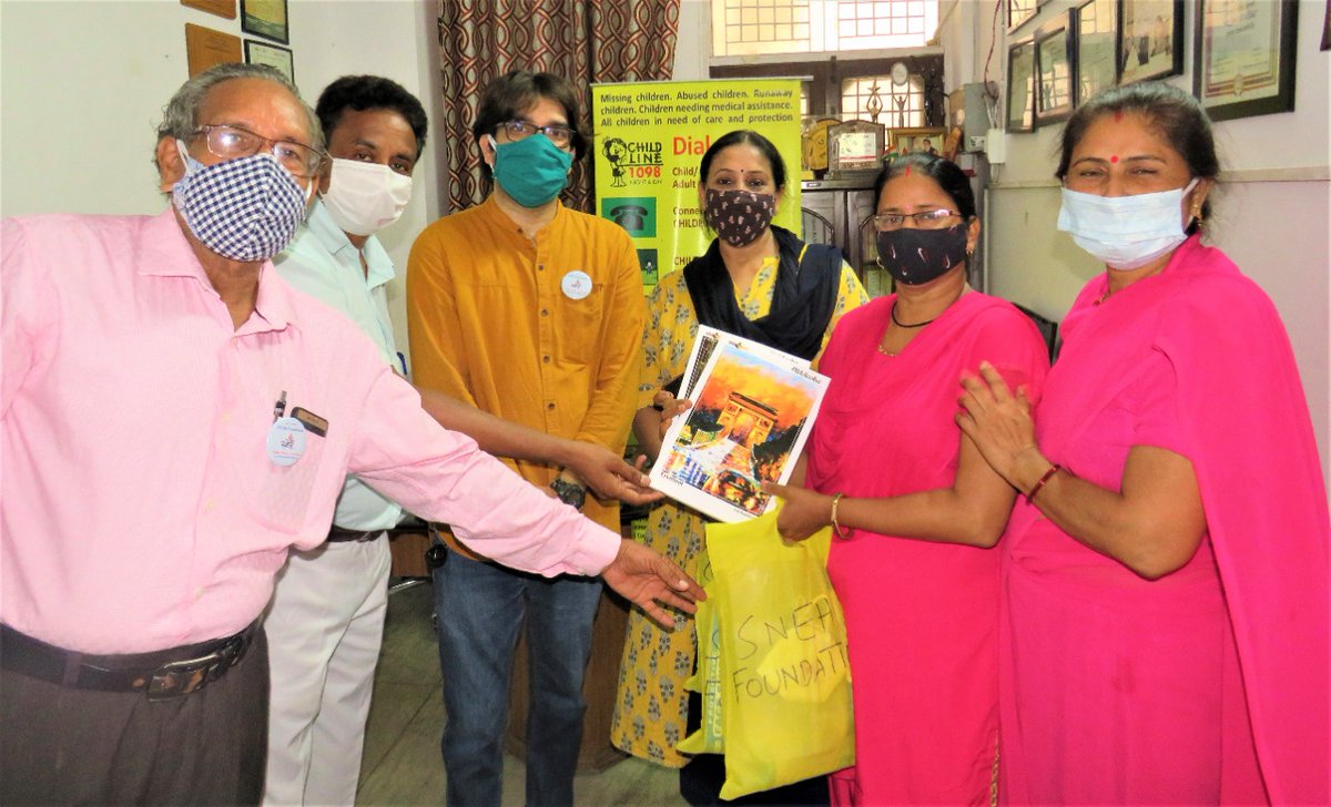 janhit_meerut's tweet photo. On 10 July, we in association with @SNEHFoundation distributed #Healthkits to 20 #Anganwadi Workers and 20 of their assistants to support them and strengthen them during these difficult times. 
@MoHFW_INDIA @UPGovt #DettolSalute #ProtectUP https://t.co/bKn5o7IQx1