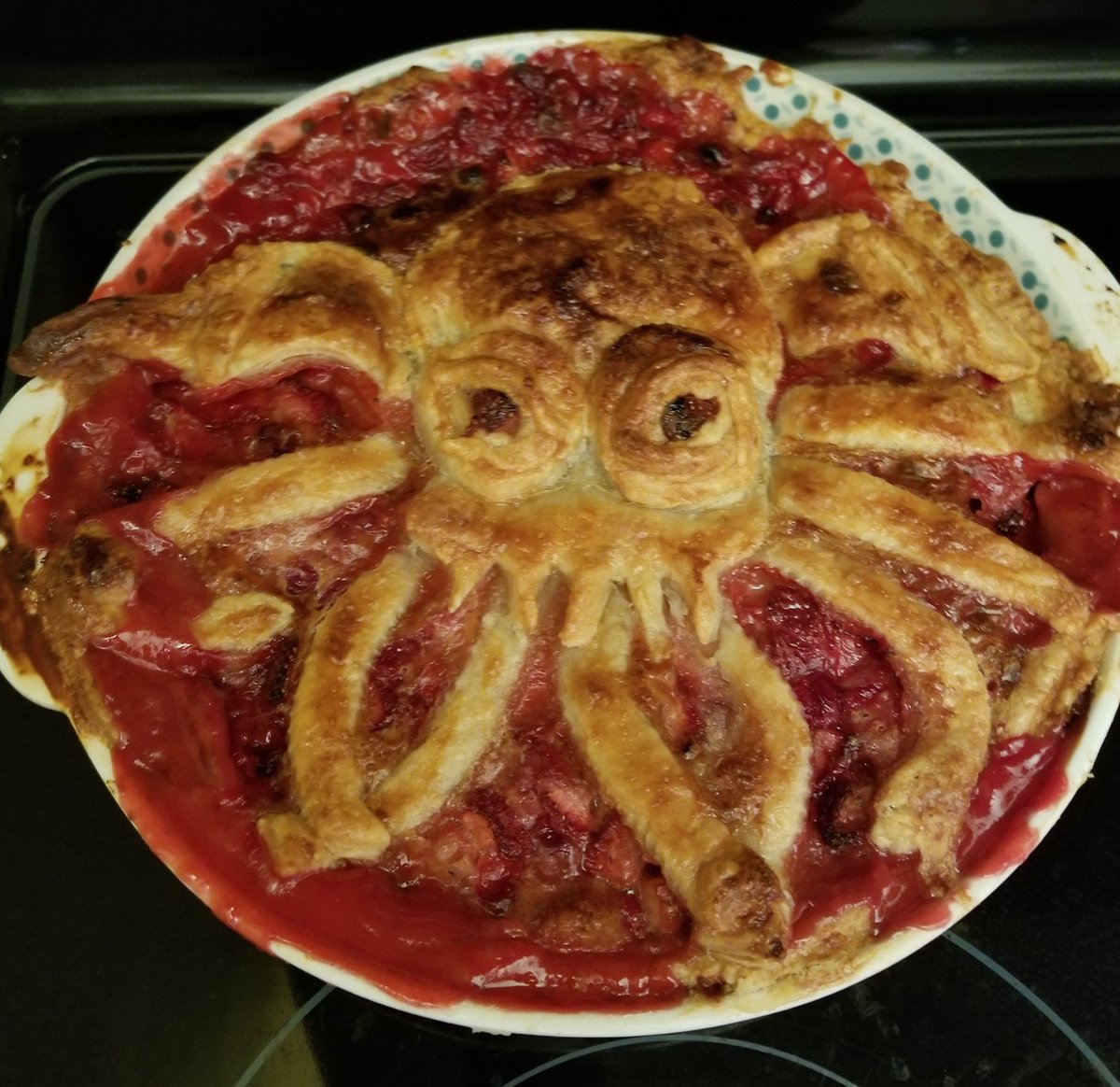 Meagan Oakley tweet media