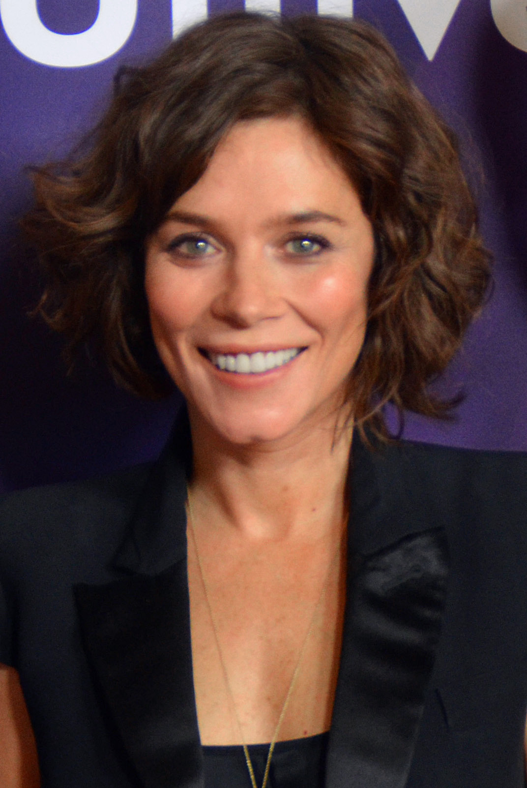 Happy Birthday dear Anna Friel! 