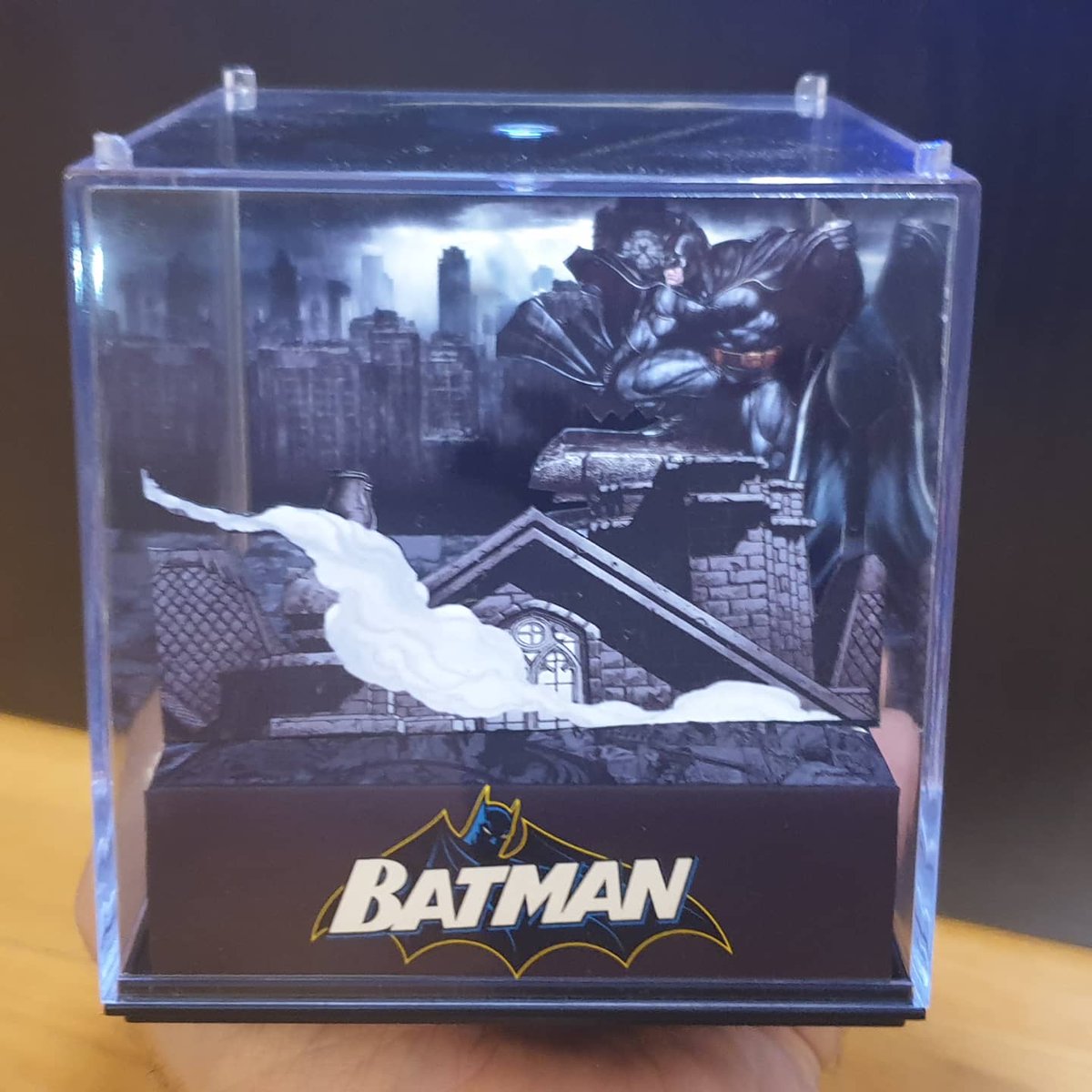 Nuevo Cubo 3D - Batman

#Batman #dccomics #Dc #papercut #papercrafts #papercuting #gameroom #Diorama #dioramaart #Cuadro3D #shadowbox #shadowboxart #cubo3d #cube3D

Si Alguien está interesado que me comente por privado