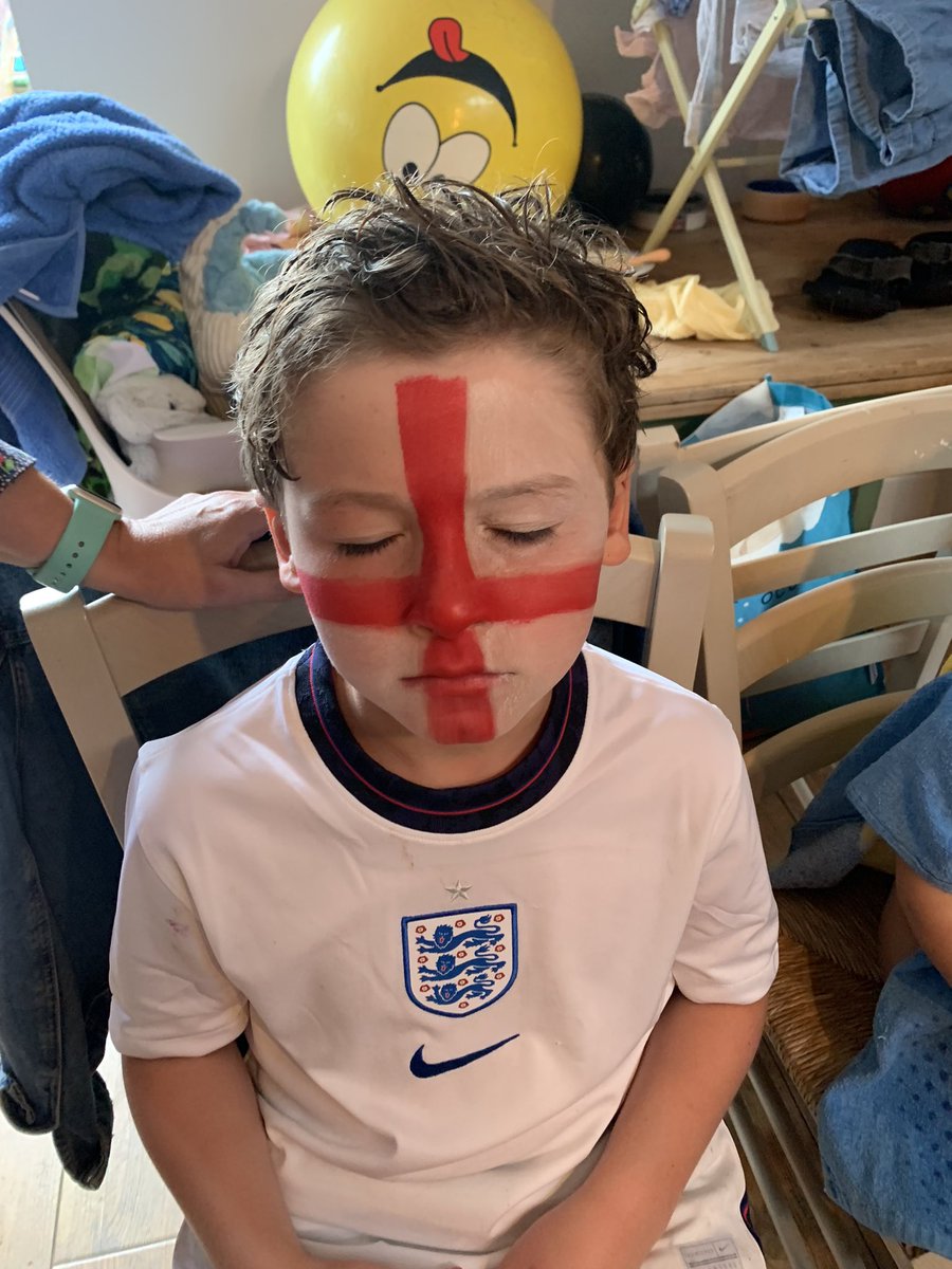 More pics of the Tigers enjoying the build up