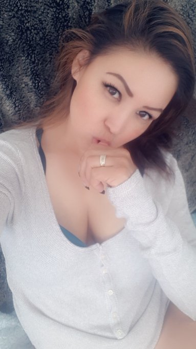 So happy to finally be verified and set up my Twitter account looking forward to the future.  HUGS xxx<a href="/tag/phmodelcontest"class="tags"><span>#phmodelcontest</span></a>