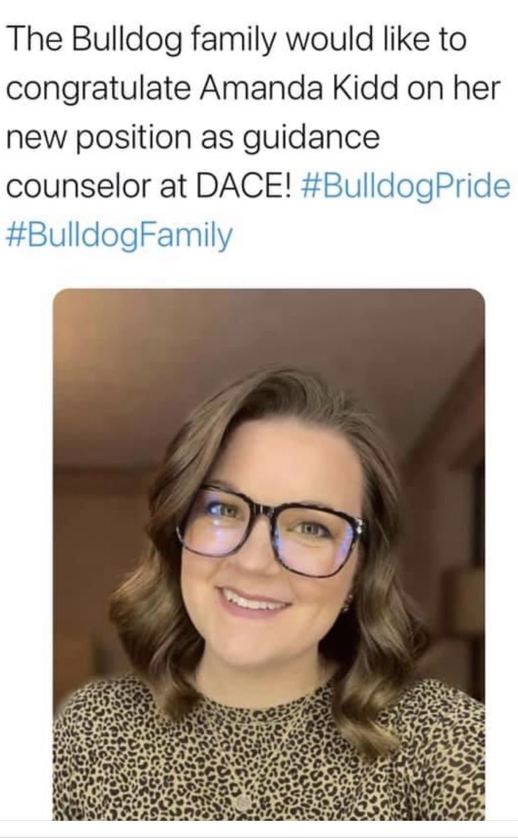 Congratulations, to Amanda Nicole Kidd on her new position as School Counselor at Duff Allen Central Elementary! 🎉🎉  @DACE_est2017  @SchoolsFloyd @AnnaWShepherd @caudill_pam