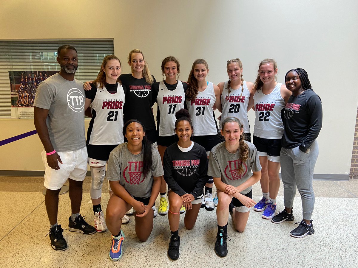 What a great way to end our week! <a href="/InsiderExposure/">InsiderExposure</a> Summer Madness 2022 Gold Champs! #ttpfamily <a href="/JeromeHoosier/">Jerome Hoosier</a>