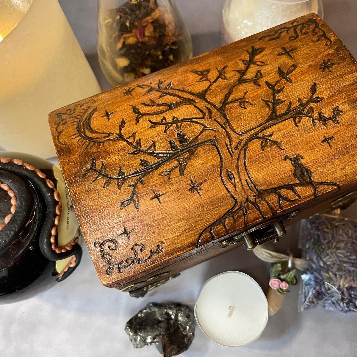 Nerfblat's tweet photo. Finally finished this one of a kind little project. It’s a small Ancient Altar Box (witch box, pagan chest, apothecary chest, wiccan chest, dice box) https://t.co/6hnTU3J6FF

Freehand wood burning, antiqued and  weathered for that ancient look. 

#witchyvibes #altarbox #paganbox https://t.co/JAHenNT2hL