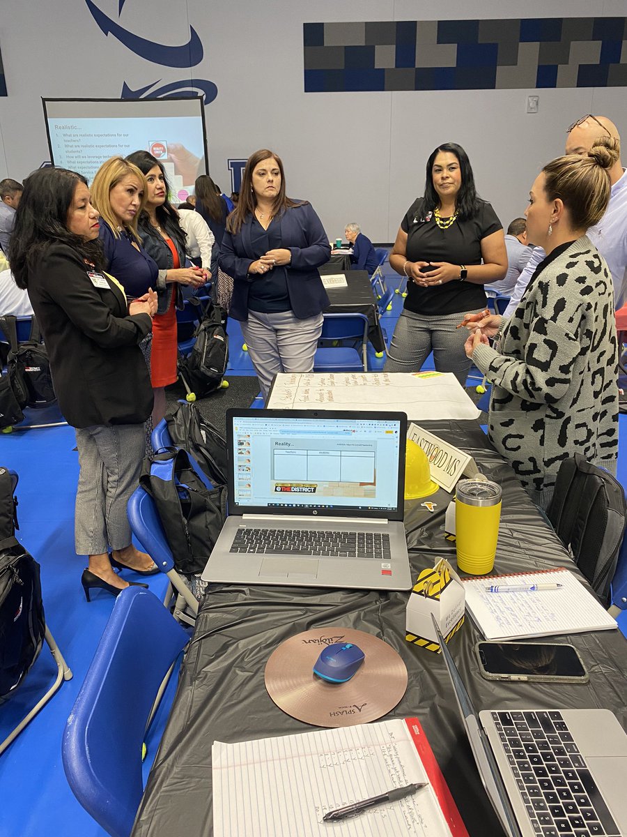 catherinedoc12's tweet image. Collaboration at its best!! Secondary principals preparing to address the needs of our teachers and students. #Noinvisibles #Interventionforall #realisticexpectations #serviceexcellence @YsletaISD @dem915boys @iceman569 @EastwoodMS_YISD @BA_Highlanders