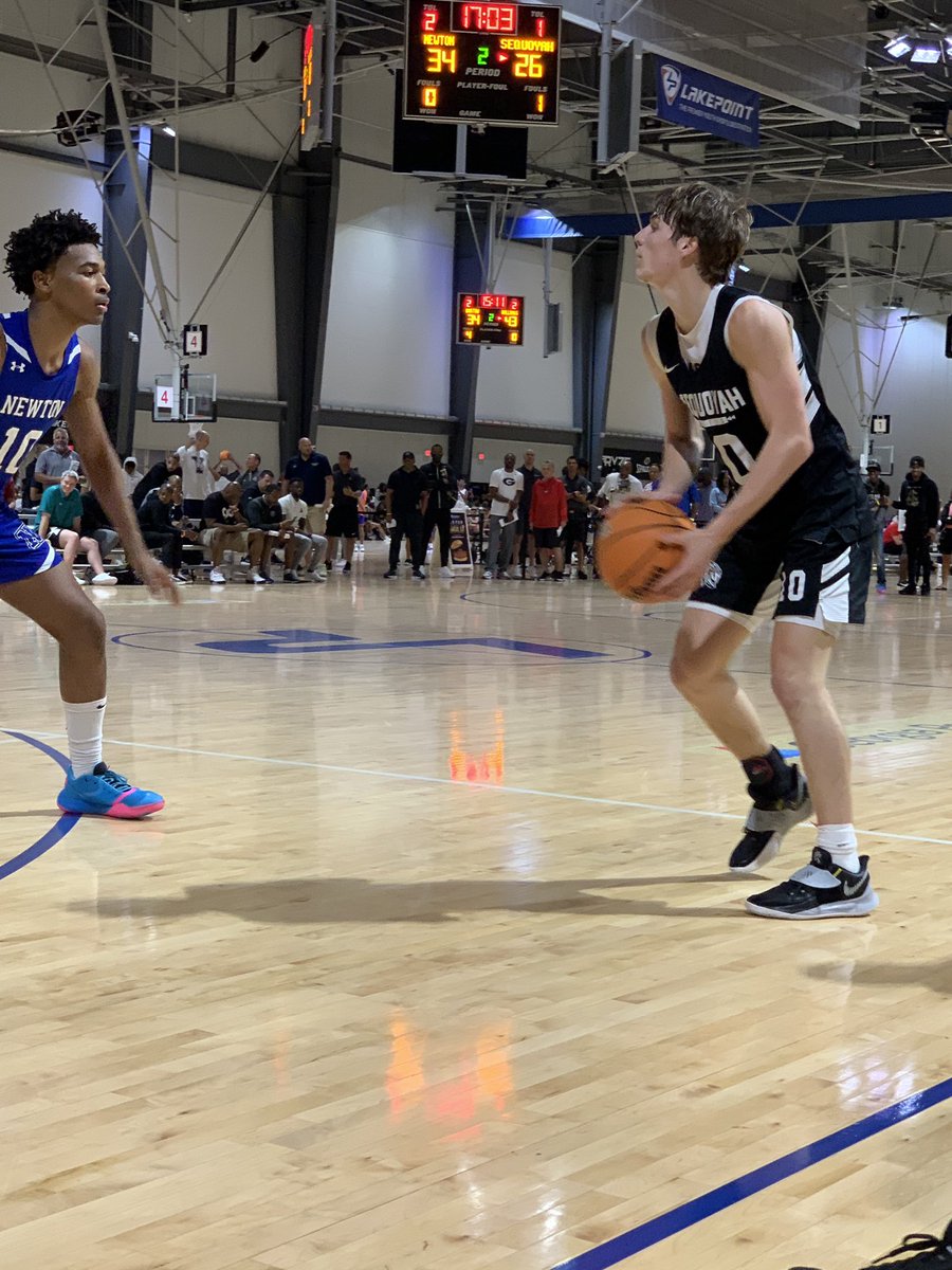 SequoyahHoops's tweet photo. Ok start textchain down line for my do everything PG @Kylekeener10  kid is tough as nails. Knows how to run show like Stockton,can shoot it like Nash,has mid range game ofCP3. So get your chain going down line&amp; get this kid a offer.He is 2 good not 2have 1 #coachonthefloorandoff https://t.co/UnE694WKpb