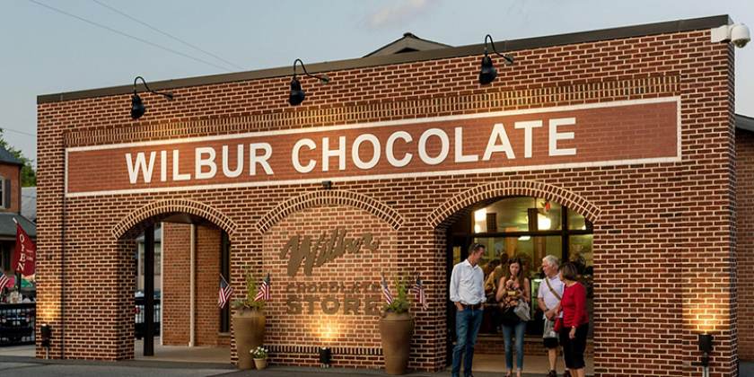 21chocolatetour's tweet image. Monday Material 
One of our scenic cycling routes goes through Lititz which is home to Wilbur Chocolate. Keep training and we are looking forward to seeing you out there! 🙌🏼🥳
email: chocolatetour1@gmail.com 
bikesignup.com/Race/PA/Lebano…
#21ChocTour #wilburchocolate #lititz #cycling