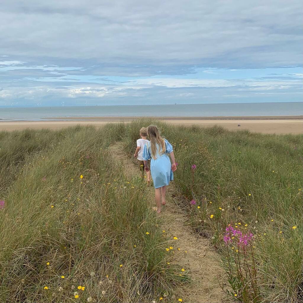 AroundWeekend's tweet photo. That amazing team yesterday; with its youth and integrity. What a team to be proud of!
⠀⠀⠀⠀⠀⠀⠀⠀⠀
2 days left of school now. The end is in sight!
(This photo was taken yesterday morning on our beach.)
#beachd… https://t.co/1Lr1SuyLJb