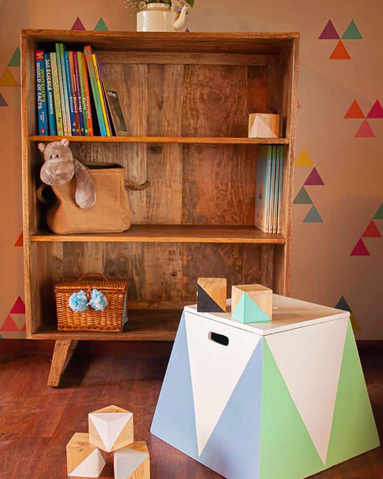 goodhomesindia's tweet image. Always create unique and fun spaces for children. Functionality and aesthetics should be the major criteria while designing the room.
Design: @theswaddlecove 
#goodhomesmagazine #childrendecor #kidsroom #functionalspaces #storageideas #fundesign