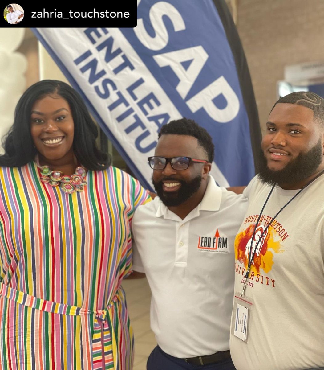 lead_speaks's tweet photo. REPOST • @zahria_touchstone I had the pleasure of listening to L.E.A.D. Firm] on lasting twelve rounds in leadership! Making sure I am intentional is always on my agenda. Rule 1: protected yourself personally, professionally,  and emotionally. https://t.co/UCv1EgqeIP