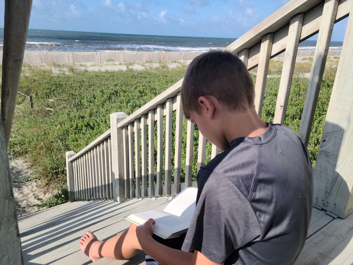 GCSchoolsNC's tweet photo. No matter where this summer takes you, be sure to bring along a great book! Record the minutes you are reading over the break. When summer vacation ends, turn in a reading log to your school for an opportunity to earn a ticket to Kersey Valley. https://t.co/wxGWZKcqC6 #GCSReads30 https://t.co/BE1t0Qxobg