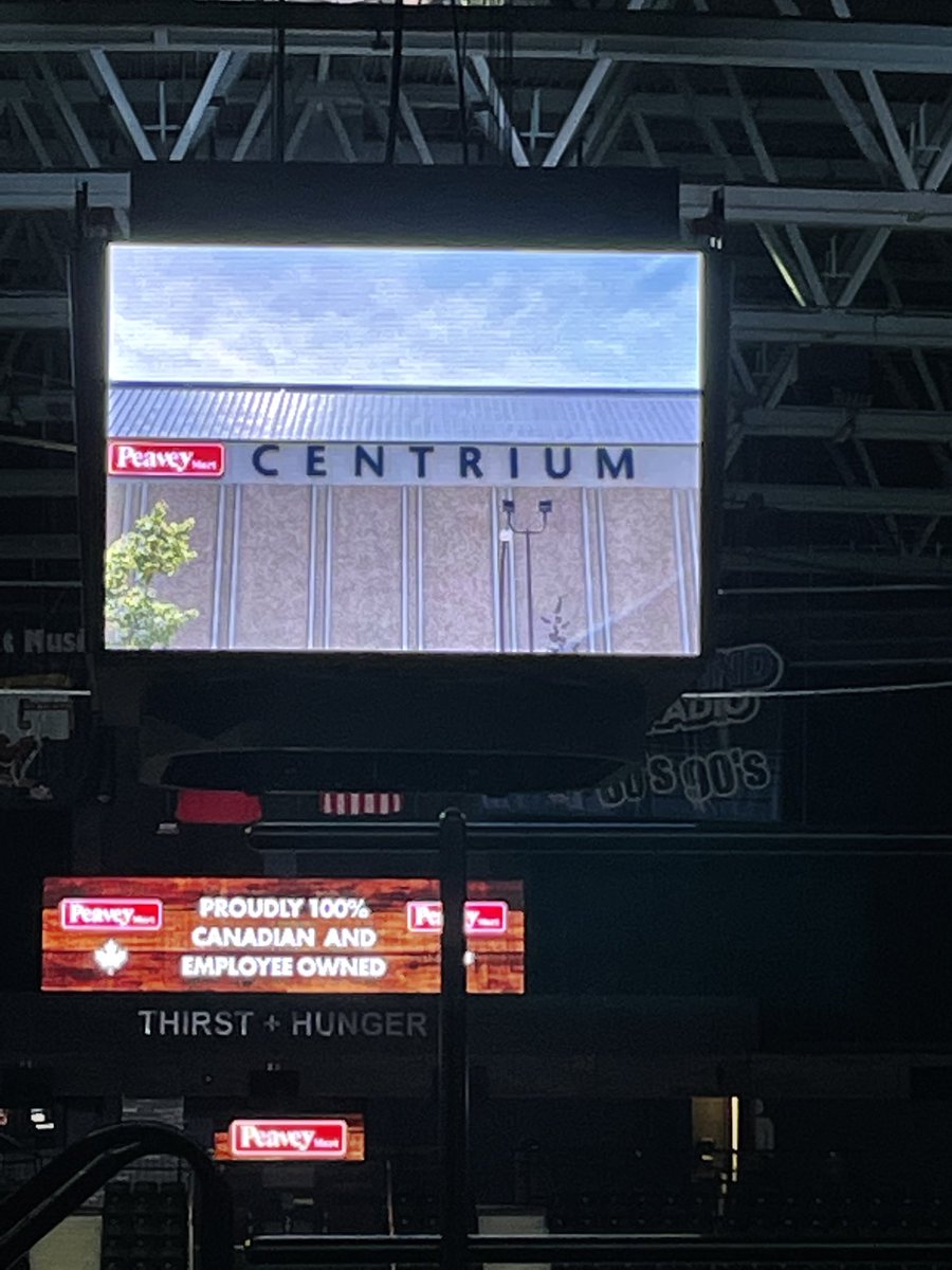 Lyn_Radford's tweet photo. If there was a there was a perfect marriage for a sponsorship, @PeaveyMart and @WesternerPark just nailed it! Congrats 🍾! #communityfirst #ruralurban #letsgetmovingagain https://t.co/FHnNSvqZGs