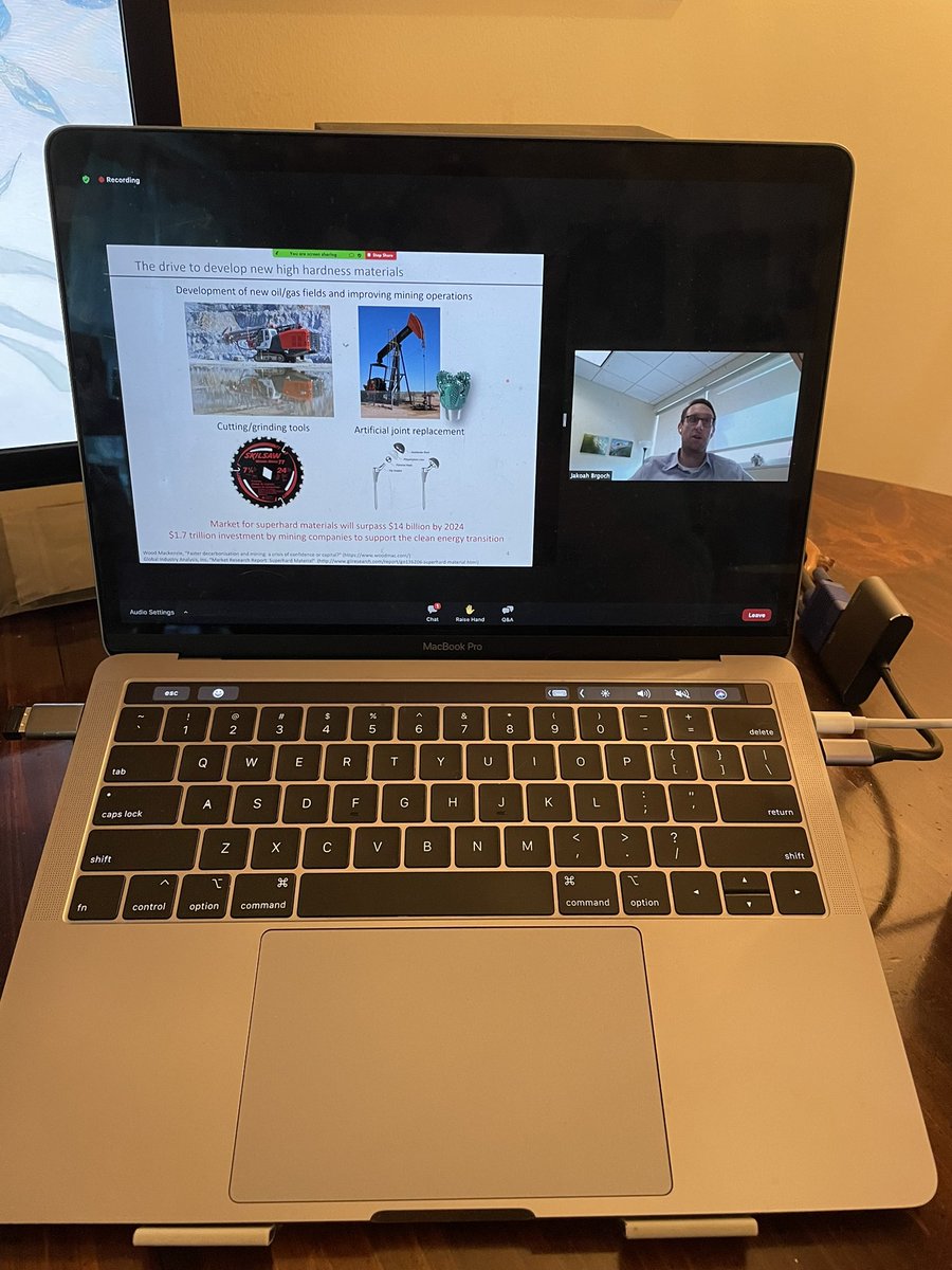 MujanSeif's tweet photo. Peddling away and listening to @BrgochChemistry give a talk in #thematerialsproject seminar series! https://t.co/875RVBxDCm