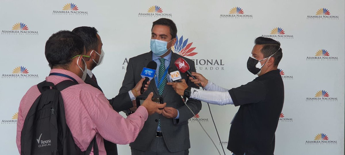 La prensa siempre libre para desarrollar su trabajo. Nuestro respaldo a su ejercicio profesional. Apoyamos el proyecto de  Libertad de Expresión que la <a href="/AsambleaEcuador/">Asamblea Nacional</a> se encuentra analizando.

#ConÑequeBolívar