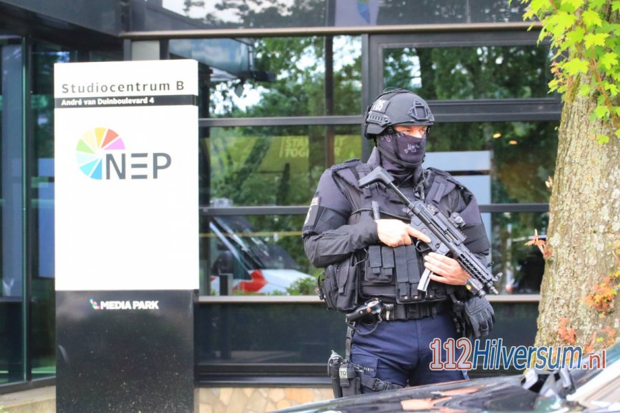 Mediapark #Hilversum zwaar beveiligd voor opnames RTL Boulevard. 112Hilversum.