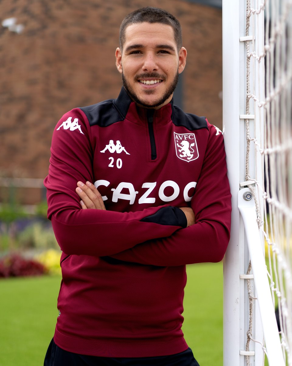 AVFCOfficial's tweet photo. Look who's arrived at Bodymoor Heath. 👀

Welcome, @EM10Buendia! 👋 https://t.co/HK8gIDIh2D